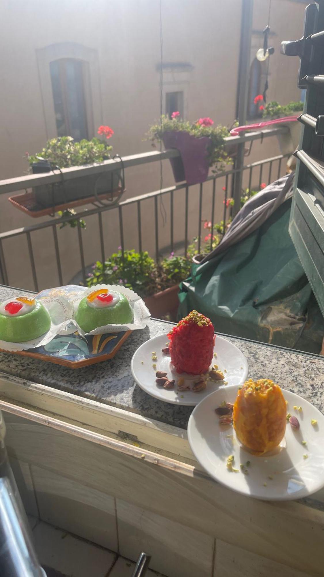 كالتاجيروني Casa Tipica Siciliana Patronale Home Bedandbreakfast Tremetrisoprailcielo Camere Con Vista, Colazione Interna In Terrazzo Panoramico المظهر الخارجي الصورة