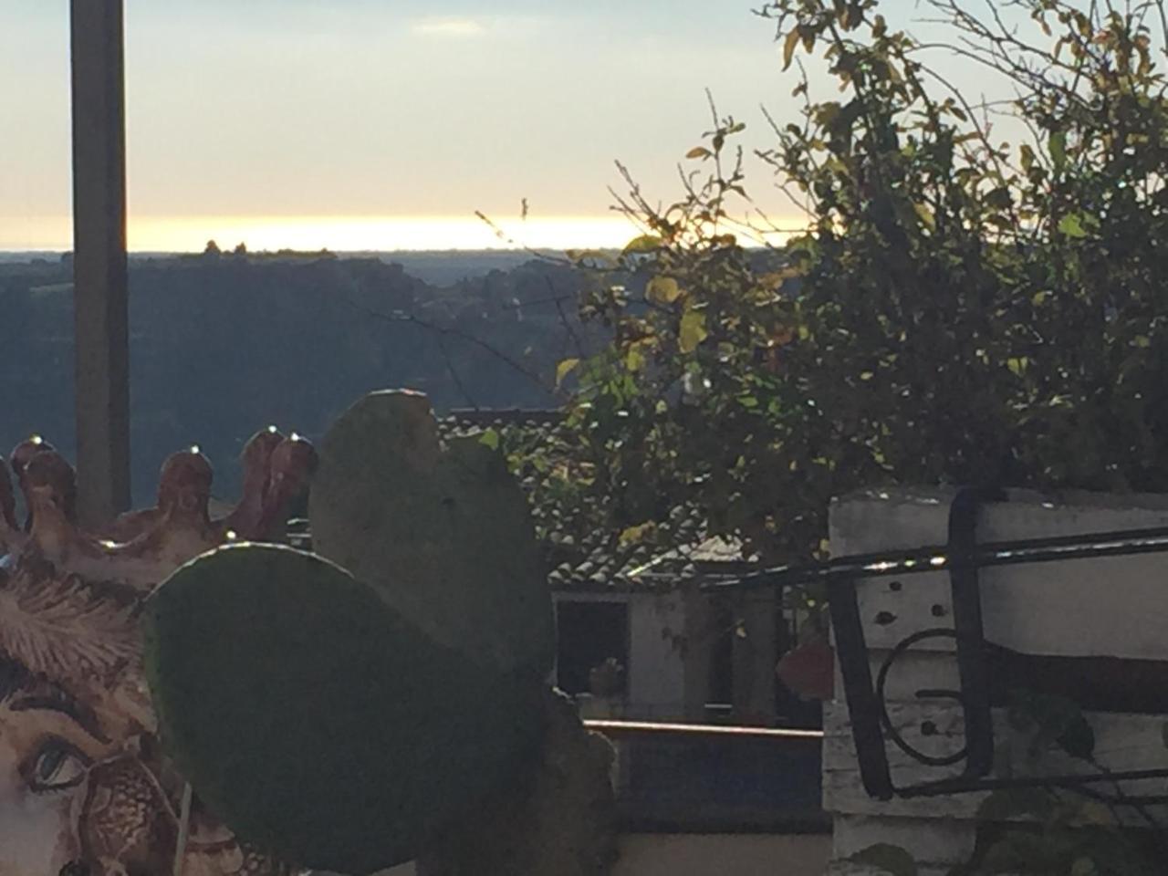 كالتاجيروني Casa Tipica Siciliana Patronale Home Bedandbreakfast Tremetrisoprailcielo Camere Con Vista, Colazione Interna In Terrazzo Panoramico المظهر الخارجي الصورة