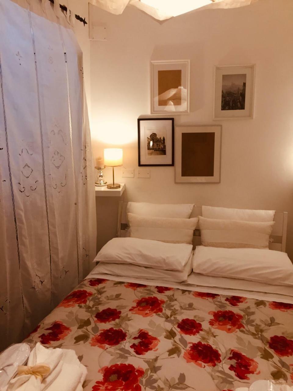 كالتاجيروني Casa Tipica Siciliana Patronale Home Bedandbreakfast Tremetrisoprailcielo Camere Con Vista, Colazione Interna In Terrazzo Panoramico المظهر الخارجي الصورة